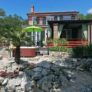 The Forest House Krk 1 Apartment Kras