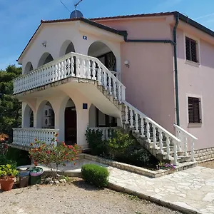 Ruzmarin Apartment Šilo